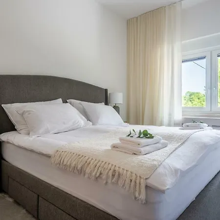 Apartment Tivoli *