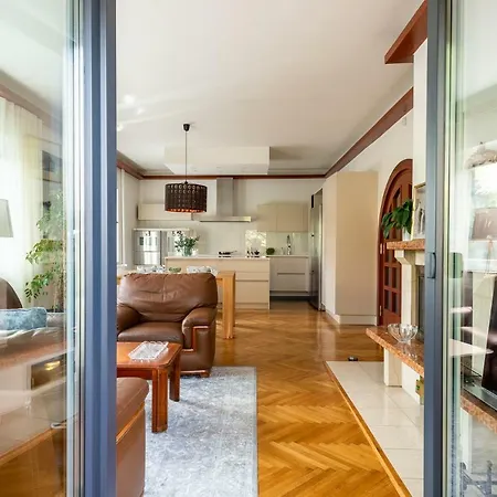 Apartment Tivoli *